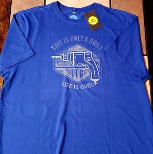 Mens Life is good t shirt nwt